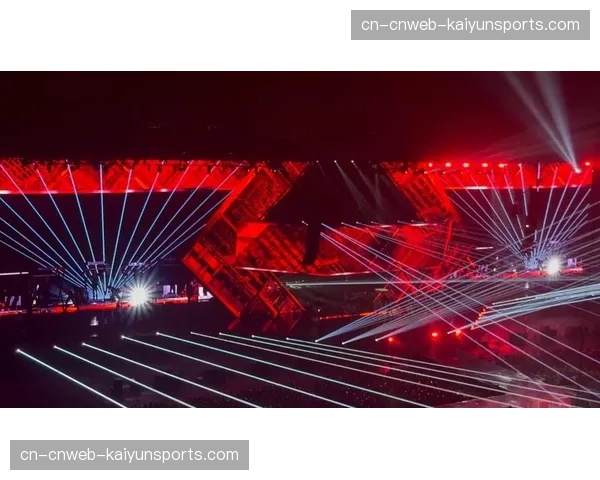 特写:马格德堡主场球迷用灯光秀迎接EHF决赛四强赛 特写:马格德堡主场球迷用灯光秀迎接EHF决赛四强赛