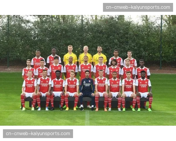 阿森纳2-0埃弗顿获亚军，连续两个赛季以微弱劣势无缘冠军